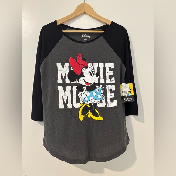 Disney Tops - Disney Minnie Mouse Gray and Black Tee